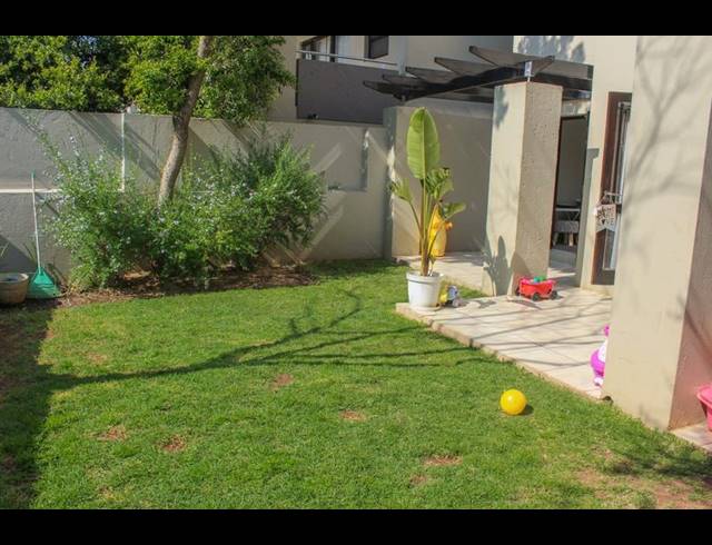 2 BEDROOM PROPERTY TO RENT IN LONEHILL